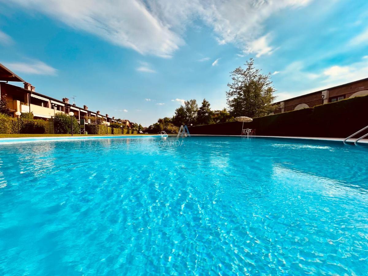 Artemide Apartment - A Soli 150M Dal Lago Di Garda Sirmione Exterior foto