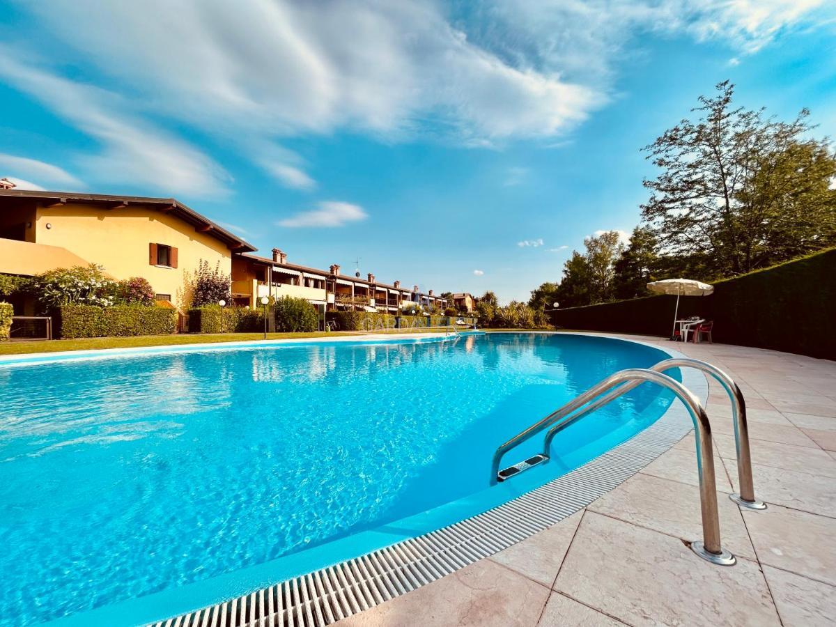 Artemide Apartment - A Soli 150M Dal Lago Di Garda Sirmione Exterior foto