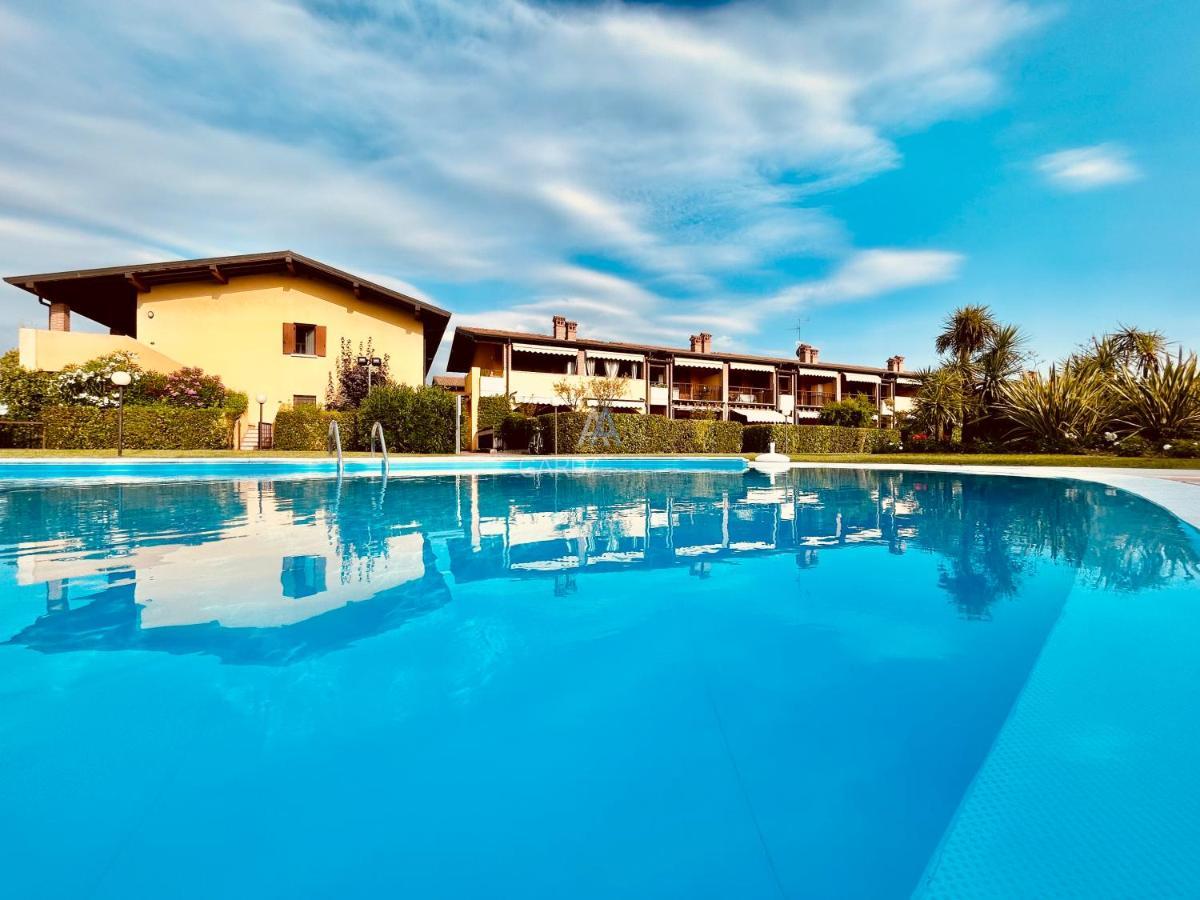 Artemide Apartment - A Soli 150M Dal Lago Di Garda Sirmione Exterior foto