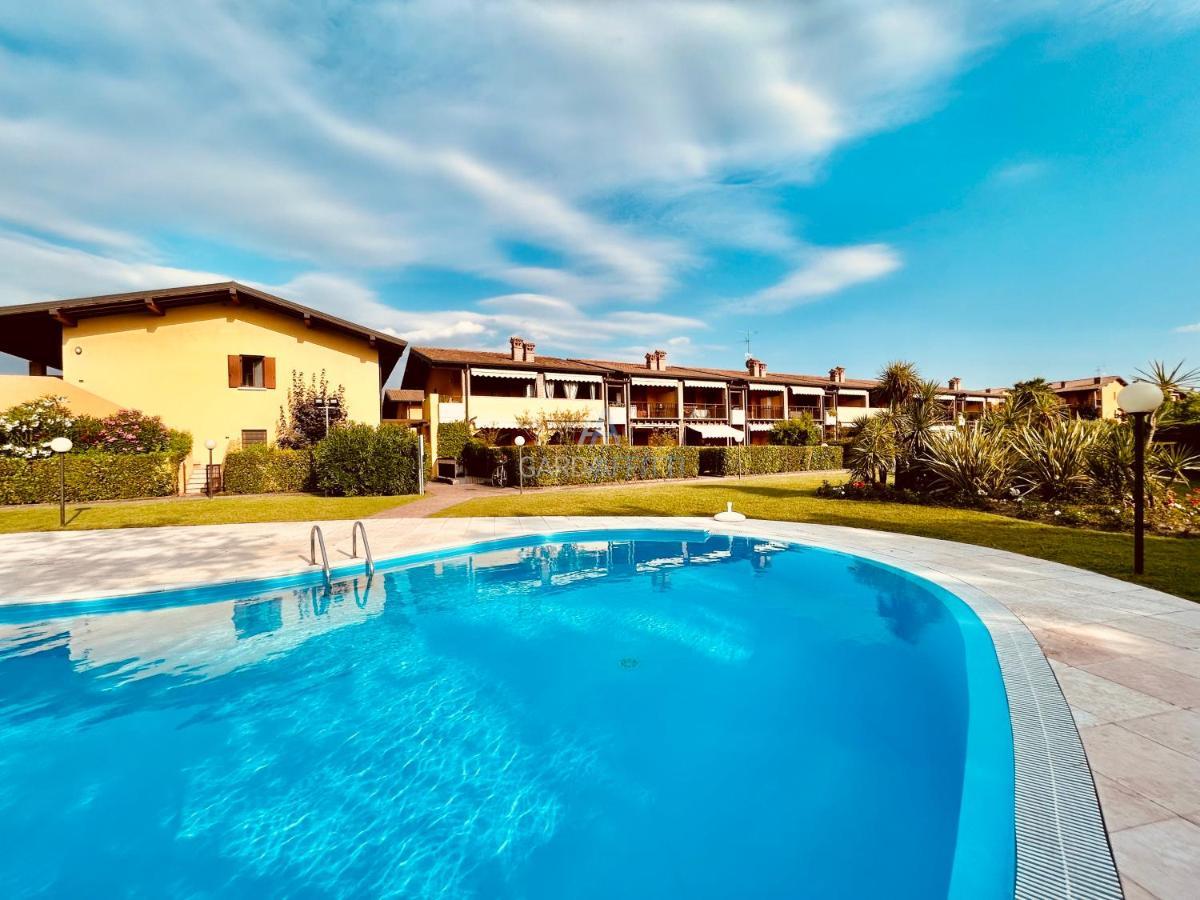 Artemide Apartment - A Soli 150M Dal Lago Di Garda Sirmione Exterior foto