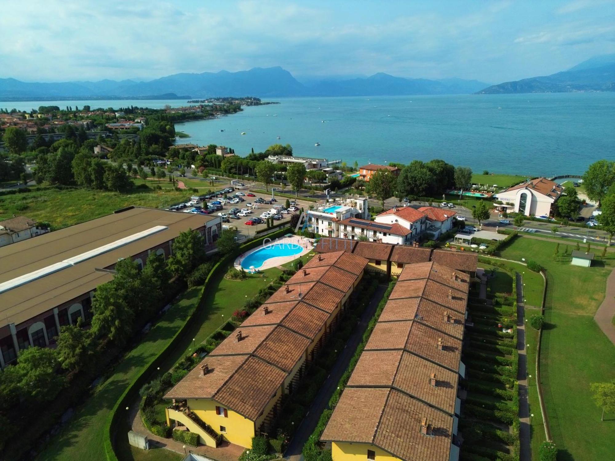 Artemide Apartment - A Soli 150M Dal Lago Di Garda Sirmione Exterior foto